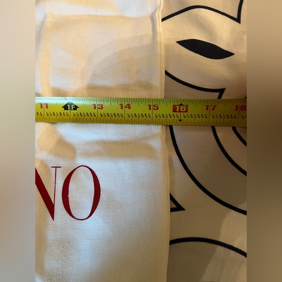 100% Authentic Valentino Dust Bag New - Picture 8 of 8